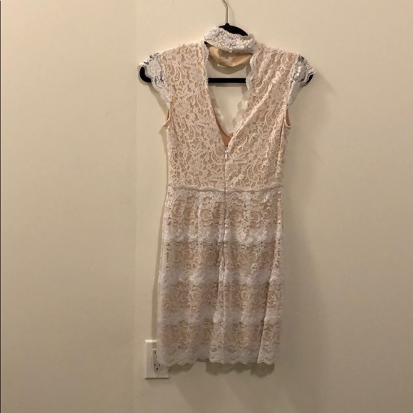 Bebe white lace sleeveless dress - Picture 3 of 6